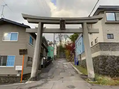 水天宮の{uncategorized: "未分類", other: "その他", undefined: "問題あり", building: "その他建物", grave: "お墓", sacred_gate: "鳥居", guardian: "狛犬", statue: "像", buddha: "仏像", history: "歴史", nature: "自然", garden: "庭園", animal: "動物", pagoda: "塔", temizu: "手水舎", mountain_gate: "山門・神門", sanctuary: "本殿・本堂", subordinate: "末社・摂社", art: "芸術", scenery: "景色", jizo: "地蔵", ema: "絵馬", goshuin: "御朱印", omikuji: "おみくじ", items: "授与品その他", amulet: "お守り", goshuincho: "御朱印帳", eats: "食事", festival: "お祭り", votive_dance: "神楽", shichigosan: "七五三参", wedding: "結婚式", experience: "体験その他", initially: "初詣", around: "周辺", anti_infection: "感染症対策"}