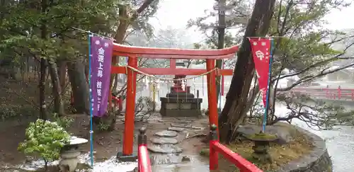 間々田八幡宮の鳥居
