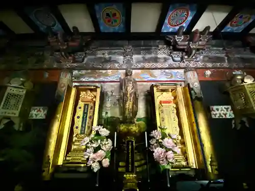 西楽寺の本殿・本堂