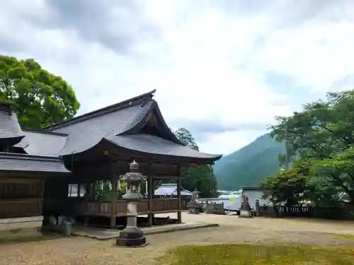 荒田神社の本殿・本堂