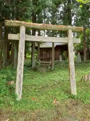 二渡観音堂の鳥居