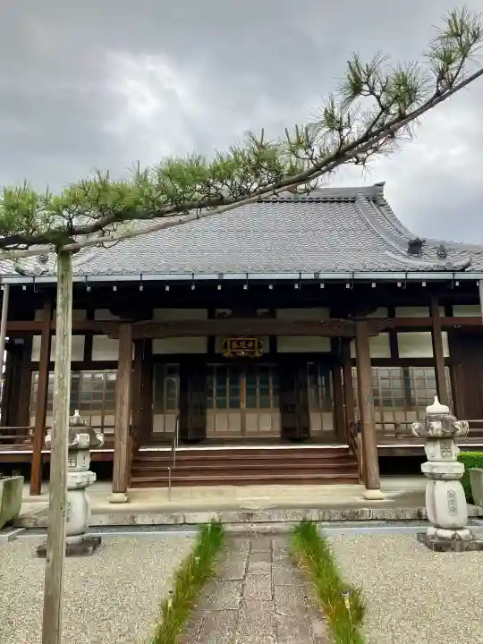 応現寺の{uncategorized: "未分類", other: "その他", undefined: "問題あり", building: "その他建物", grave: "お墓", sacred_gate: "鳥居", guardian: "狛犬", statue: "像", buddha: "仏像", history: "歴史", nature: "自然", garden: "庭園", animal: "動物", pagoda: "塔", temizu: "手水舎", mountain_gate: "山門・神門", sanctuary: "本殿・本堂", subordinate: "末社・摂社", art: "芸術", scenery: "景色", jizo: "地蔵", ema: "絵馬", goshuin: "御朱印", omikuji: "おみくじ", items: "授与品その他", amulet: "お守り", goshuincho: "御朱印帳", eats: "食事", festival: "お祭り", votive_dance: "神楽", shichigosan: "七五三参", wedding: "結婚式", experience: "体験その他", initially: "初詣", around: "周辺", anti_infection: "感染症対策"}