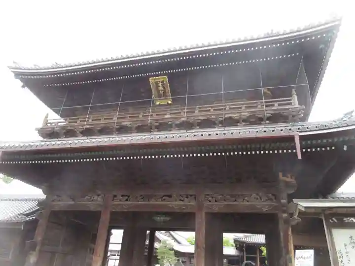 大通寺(長浜御坊)の山門・神門