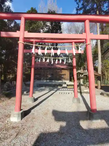 胡桃下稲荷神社の鳥居