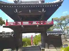 高正寺の山門