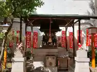 明徳稲荷神社の{uncategorized: "未分類", other: "その他", undefined: "問題あり", building: "その他建物", grave: "お墓", sacred_gate: "鳥居", guardian: "狛犬", statue: "像", buddha: "仏像", history: "歴史", nature: "自然", garden: "庭園", animal: "動物", pagoda: "塔", temizu: "手水舎", mountain_gate: "山門・神門", sanctuary: "本殿・本堂", subordinate: "末社・摂社", art: "芸術", scenery: "景色", jizo: "地蔵", ema: "絵馬", goshuin: "御朱印", omikuji: "おみくじ", items: "授与品その他", amulet: "お守り", goshuincho: "御朱印帳", eats: "食事", festival: "お祭り", votive_dance: "神楽", shichigosan: "七五三参", wedding: "結婚式", experience: "体験その他", initially: "初詣", around: "周辺", anti_infection: "感染症対策"}