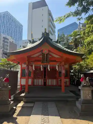 豊栄稲荷神社の{uncategorized: "未分類", other: "その他", undefined: "問題あり", building: "その他建物", grave: "お墓", sacred_gate: "鳥居", guardian: "狛犬", statue: "像", buddha: "仏像", history: "歴史", nature: "自然", garden: "庭園", animal: "動物", pagoda: "塔", temizu: "手水舎", mountain_gate: "山門・神門", sanctuary: "本殿・本堂", subordinate: "末社・摂社", art: "芸術", scenery: "景色", jizo: "地蔵", ema: "絵馬", goshuin: "御朱印", omikuji: "おみくじ", items: "授与品その他", amulet: "お守り", goshuincho: "御朱印帳", eats: "食事", festival: "お祭り", votive_dance: "神楽", shichigosan: "七五三参", wedding: "結婚式", experience: "体験その他", initially: "初詣", around: "周辺", anti_infection: "感染症対策"}