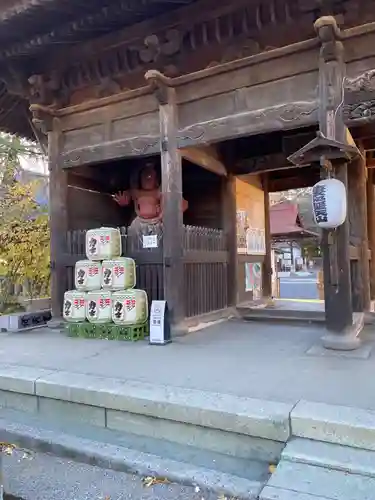 妻沼聖天山歓喜院の山門