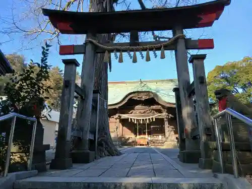 下総国三山　二宮神社の{uncategorized: "未分類", other: "その他", undefined: "問題あり", building: "その他建物", grave: "お墓", sacred_gate: "鳥居", guardian: "狛犬", statue: "像", buddha: "仏像", history: "歴史", nature: "自然", garden: "庭園", animal: "動物", pagoda: "塔", temizu: "手水舎", mountain_gate: "山門・神門", sanctuary: "本殿・本堂", subordinate: "末社・摂社", art: "芸術", scenery: "景色", jizo: "地蔵", ema: "絵馬", goshuin: "御朱印", omikuji: "おみくじ", items: "授与品その他", amulet: "お守り", goshuincho: "御朱印帳", eats: "食事", festival: "お祭り", votive_dance: "神楽", shichigosan: "七五三参", wedding: "結婚式", experience: "体験その他", initially: "初詣", around: "周辺", anti_infection: "感染症対策"}