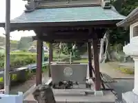 豊由氣神社 の手水舎