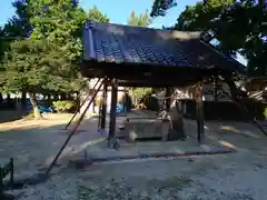 神明社・小河天神社合殿の手水