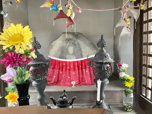 地蔵堂(河曲)(滋賀県)