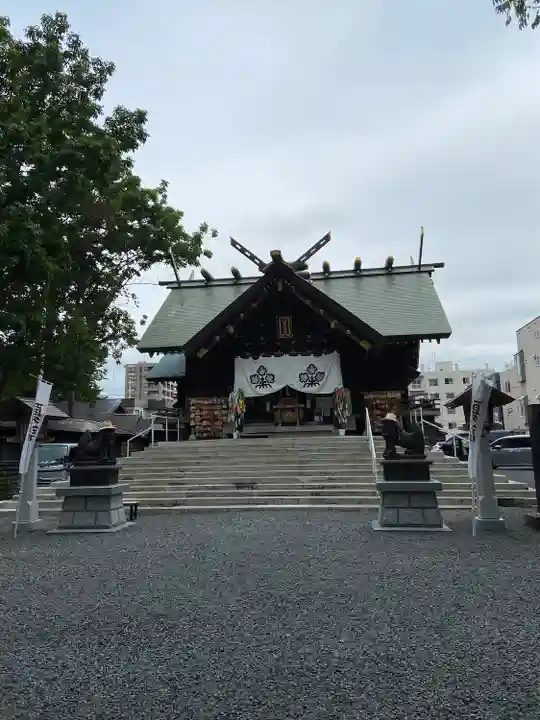 札幌諏訪神社の本殿・本堂