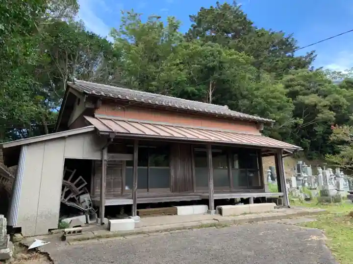 お堂(名称不明)の本殿・本堂