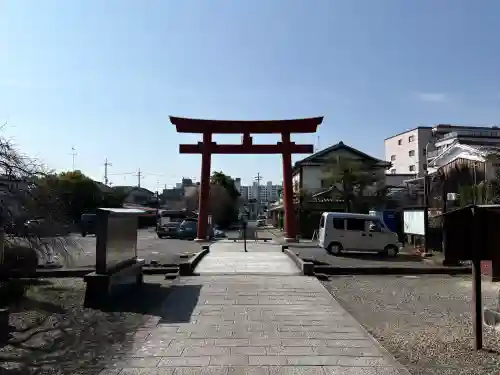 梅宮大社の{uncategorized: "未分類", other: "その他", undefined: "問題あり", building: "その他建物", grave: "お墓", sacred_gate: "鳥居", guardian: "狛犬", statue: "像", buddha: "仏像", history: "歴史", nature: "自然", garden: "庭園", animal: "動物", pagoda: "塔", temizu: "手水舎", mountain_gate: "山門・神門", sanctuary: "本殿・本堂", subordinate: "末社・摂社", art: "芸術", scenery: "景色", jizo: "地蔵", ema: "絵馬", goshuin: "御朱印", omikuji: "おみくじ", items: "授与品その他", amulet: "お守り", goshuincho: "御朱印帳", eats: "食事", festival: "お祭り", votive_dance: "神楽", shichigosan: "七五三参", wedding: "結婚式", experience: "体験その他", initially: "初詣", around: "周辺", anti_infection: "感染症対策"}