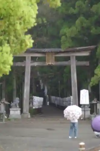 熊野本宮大社の{uncategorized: "未分類", other: "その他", undefined: "問題あり", building: "その他建物", grave: "お墓", sacred_gate: "鳥居", guardian: "狛犬", statue: "像", buddha: "仏像", history: "歴史", nature: "自然", garden: "庭園", animal: "動物", pagoda: "塔", temizu: "手水舎", mountain_gate: "山門・神門", sanctuary: "本殿・本堂", subordinate: "末社・摂社", art: "芸術", scenery: "景色", jizo: "地蔵", ema: "絵馬", goshuin: "御朱印", omikuji: "おみくじ", items: "授与品その他", amulet: "お守り", goshuincho: "御朱印帳", eats: "食事", festival: "お祭り", votive_dance: "神楽", shichigosan: "七五三参", wedding: "結婚式", experience: "体験その他", initially: "初詣", around: "周辺", anti_infection: "感染症対策"}