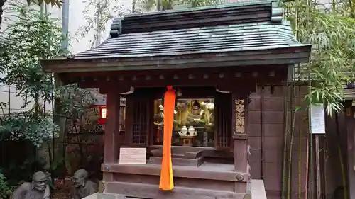 正寶院（飛不動尊）の末社・摂社