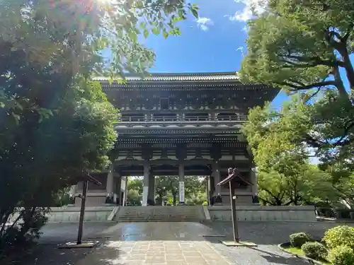 総持寺の山門・神門