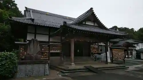 文殊寺の本殿・本堂