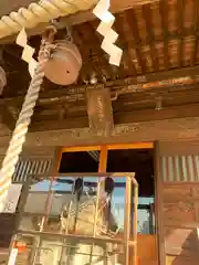 尾曳稲荷神社の本殿