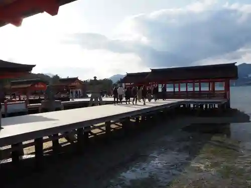 厳島神社の建物その他