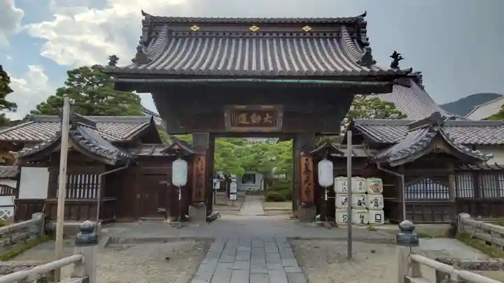 善光寺大勧進の山門・神門