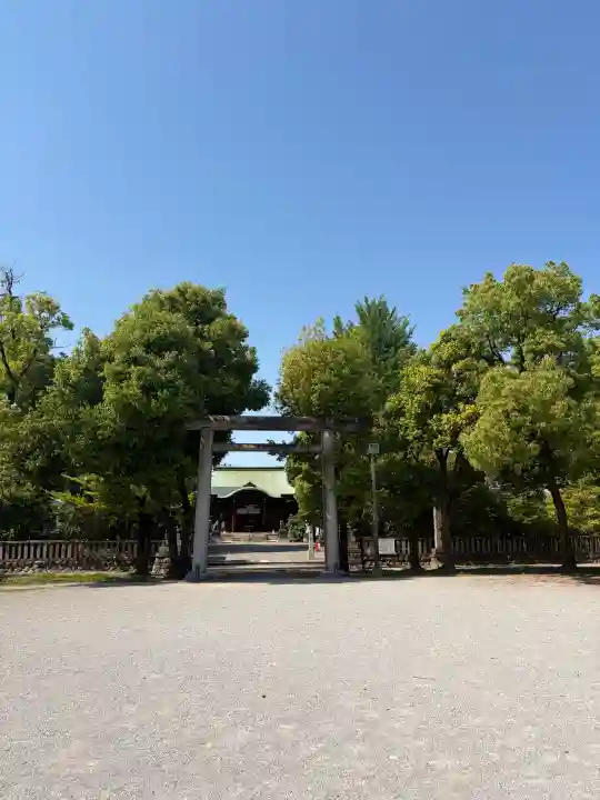 溝旗神社(肇國神社)の{uncategorized: "未分類", other: "その他", undefined: "問題あり", building: "その他建物", grave: "お墓", sacred_gate: "鳥居", guardian: "狛犬", statue: "像", buddha: "仏像", history: "歴史", nature: "自然", garden: "庭園", animal: "動物", pagoda: "塔", temizu: "手水舎", mountain_gate: "山門・神門", sanctuary: "本殿・本堂", subordinate: "末社・摂社", art: "芸術", scenery: "景色", jizo: "地蔵", ema: "絵馬", goshuin: "御朱印", omikuji: "おみくじ", items: "授与品その他", amulet: "お守り", goshuincho: "御朱印帳", eats: "食事", festival: "お祭り", votive_dance: "神楽", shichigosan: "七五三参", wedding: "結婚式", experience: "体験その他", initially: "初詣", around: "周辺", anti_infection: "感染症対策"}