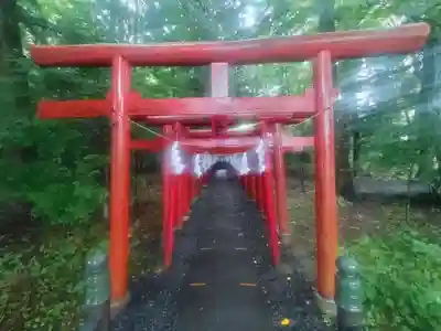新屋山神社(山梨県)