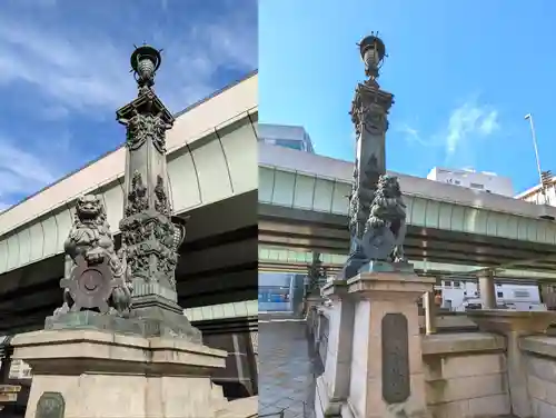 三囲神社（三圍神社）日本橋摂社の像