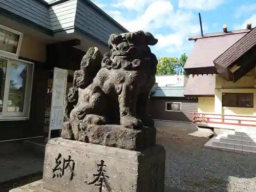 江南神社の狛犬