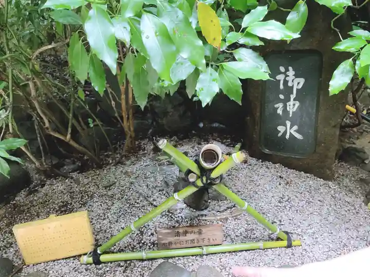 狭井坐大神荒魂神社(狭井神社)(奈良県)