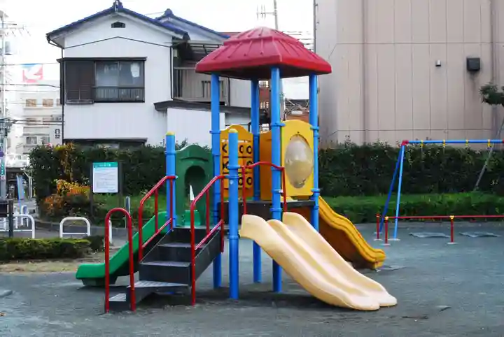 草加神社の周辺