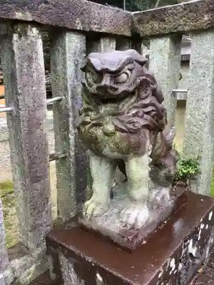 橿森神社の狛犬