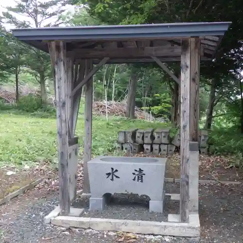 知来八幡宮の手水