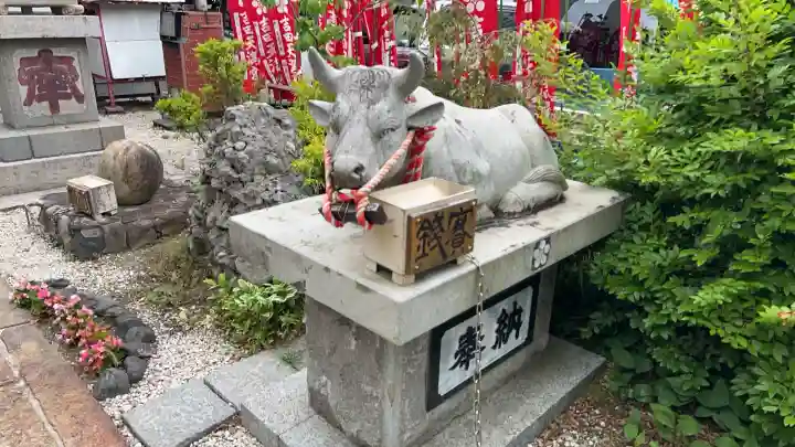 白山比咩神社の{uncategorized: "未分類", other: "その他", undefined: "問題あり", building: "その他建物", grave: "お墓", sacred_gate: "鳥居", guardian: "狛犬", statue: "像", buddha: "仏像", history: "歴史", nature: "自然", garden: "庭園", animal: "動物", pagoda: "塔", temizu: "手水舎", mountain_gate: "山門・神門", sanctuary: "本殿・本堂", subordinate: "末社・摂社", art: "芸術", scenery: "景色", jizo: "地蔵", ema: "絵馬", goshuin: "御朱印", omikuji: "おみくじ", items: "授与品その他", amulet: "お守り", goshuincho: "御朱印帳", eats: "食事", festival: "お祭り", votive_dance: "神楽", shichigosan: "七五三参", wedding: "結婚式", experience: "体験その他", initially: "初詣", around: "周辺", anti_infection: "感染症対策"}