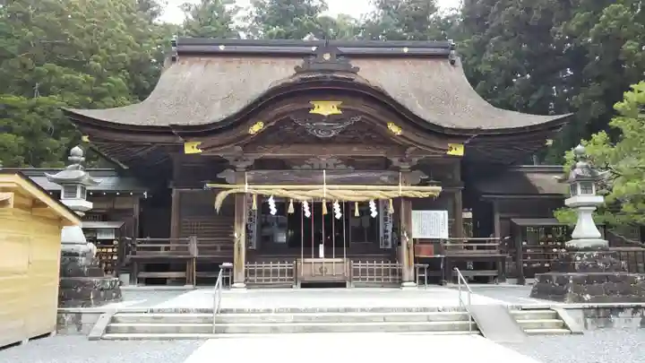 小國神社の本殿・本堂