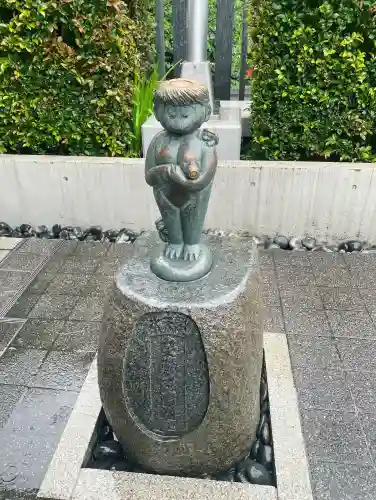 水天宮の{uncategorized: "未分類", other: "その他", undefined: "問題あり", building: "その他建物", grave: "お墓", sacred_gate: "鳥居", guardian: "狛犬", statue: "像", buddha: "仏像", history: "歴史", nature: "自然", garden: "庭園", animal: "動物", pagoda: "塔", temizu: "手水舎", mountain_gate: "山門・神門", sanctuary: "本殿・本堂", subordinate: "末社・摂社", art: "芸術", scenery: "景色", jizo: "地蔵", ema: "絵馬", goshuin: "御朱印", omikuji: "おみくじ", items: "授与品その他", amulet: "お守り", goshuincho: "御朱印帳", eats: "食事", festival: "お祭り", votive_dance: "神楽", shichigosan: "七五三参", wedding: "結婚式", experience: "体験その他", initially: "初詣", around: "周辺", anti_infection: "感染症対策"}