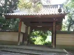 長岳寺の山門