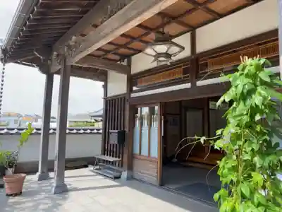 妙蓮寺の本殿・本堂