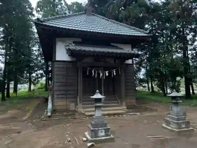 諏訪神社の本殿・本堂