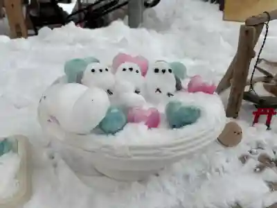 札幌諏訪神社の像