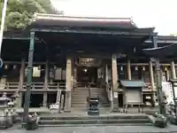 青岸渡寺の本殿・本堂