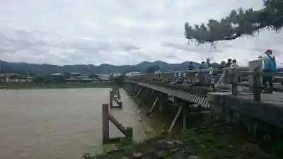 亀峰山平成院の周辺