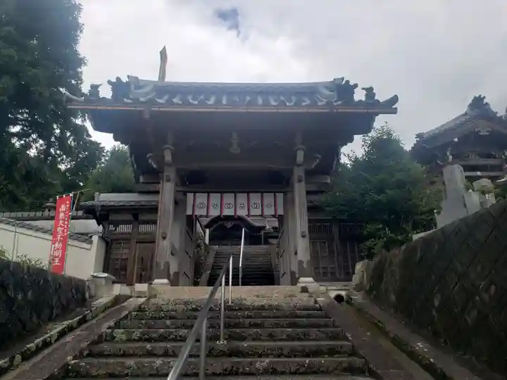 常福寺の山門・神門