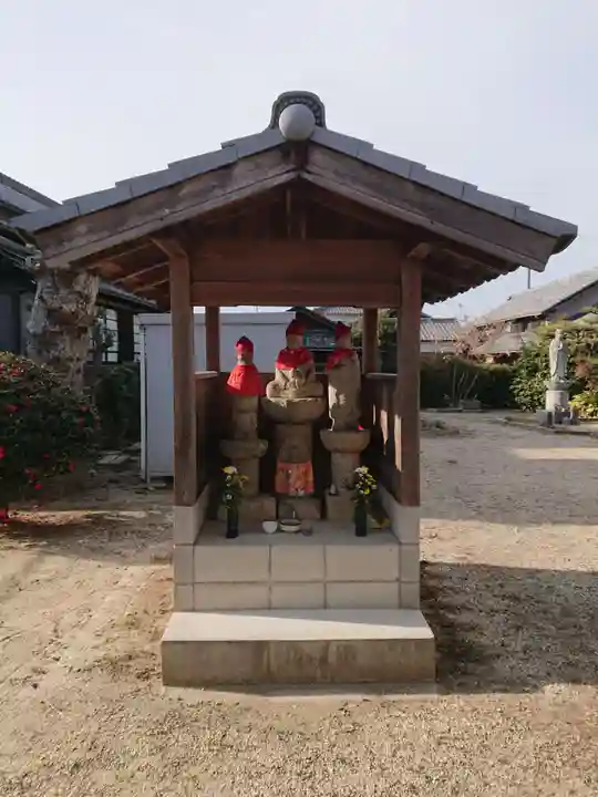 松孝教会の地蔵