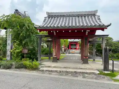 三光寺(三光寺松鷹坊)の山門・神門