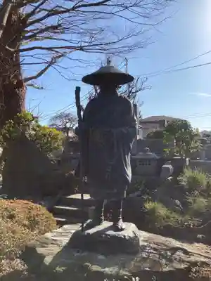 善福寺の像
