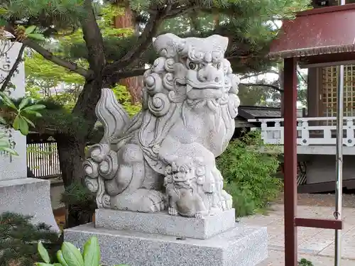 北見神社の狛犬