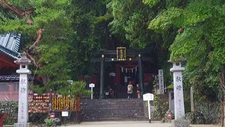 日光二荒山神社中宮祠の鳥居