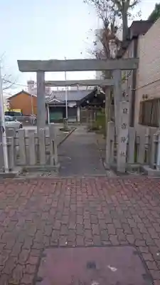 日出神社の鳥居